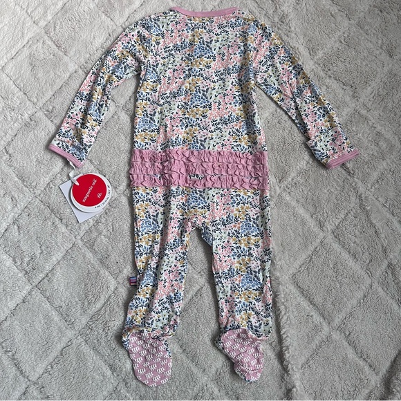 Magnetic Me | Pink and cream Floral Chelsea Footie Pajamas | Size 6-9 Months - Picture 6 of 7